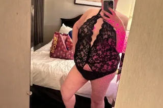 💜💦💋BBW Throat Queen👑Visiting for a Short Time⏱✈Specials Bj50 Bbj60 or Hh Bbj 120 W/2 Pops💋💦💜 - Image 9