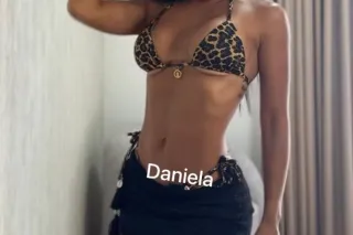 beautiful latina - Image 1