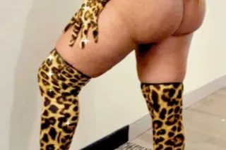 Hello love, I'm sexy and available for you 24/7 🥰😍 - Image 3