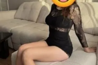 💜🧸mi Amiga flaquita🍦y yo 🌒nuevas 🍁my friend and me skinny 🎉we are new and young baby🙈 - Image 1