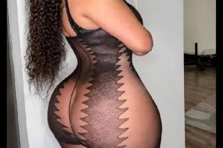 JOVENCITA RICA 🫦 YOUNG SEXY GIRL 👧EXPERIENCE A TIME OF YOUR LIFE WITH ME 🥰❤‍🔥 - Image 2